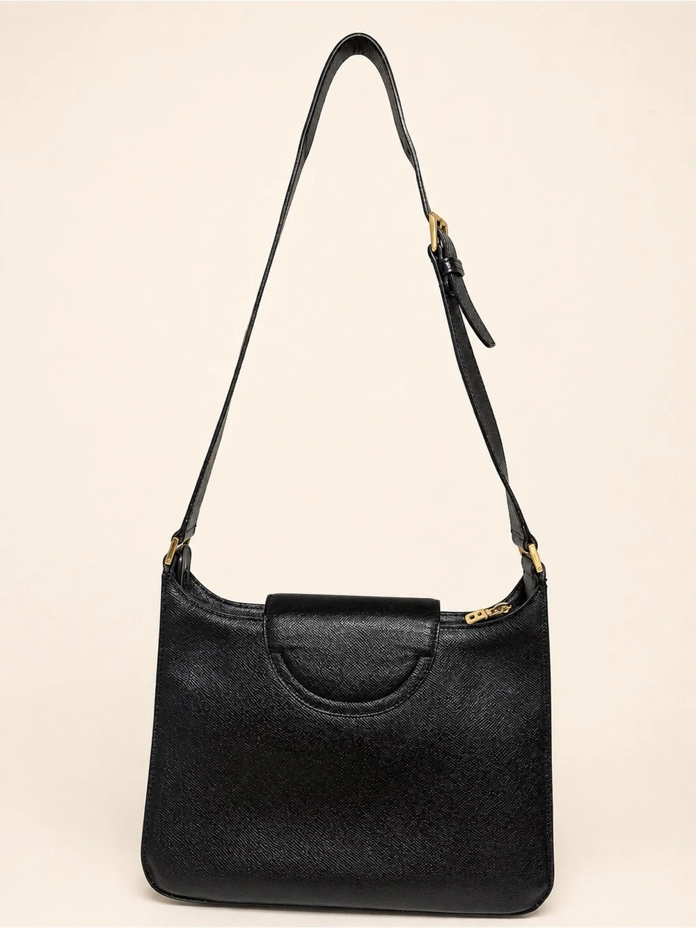 Bally Vintage Black Leather Shoulder Bag Gold Hardware Crossbody - Picture 3 of 10